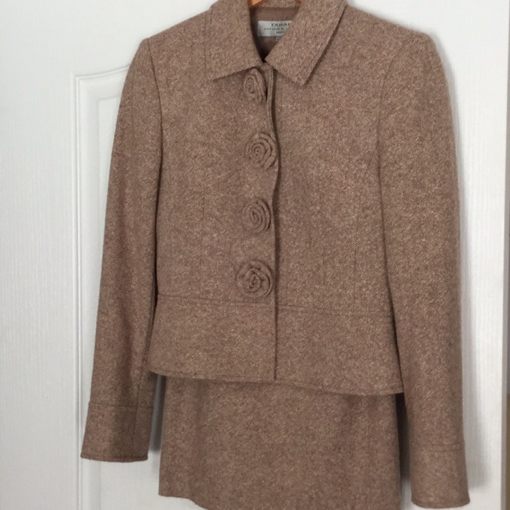 Tahari Tweed Suit with rosette snap buttons 2P